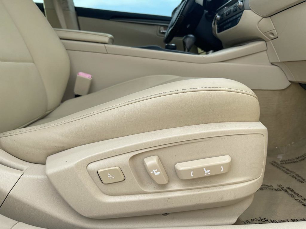 Used 2013 Lexus ES 350 w/ Premium Pkg FWD image 23
