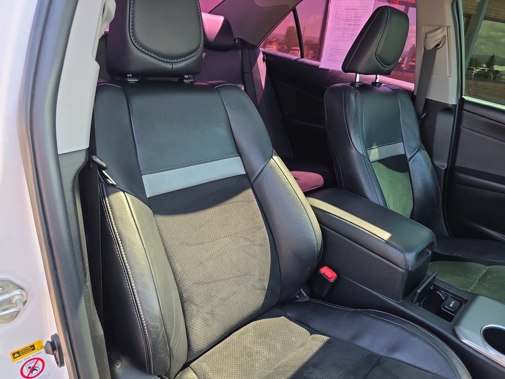 Used 2014 Toyota Camry SE w/ Leather Package FWD image 35