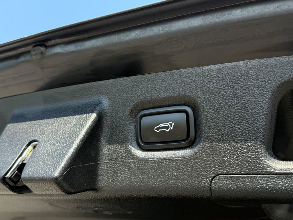 Used 2023 Hyundai Santa Fe SEL image 14