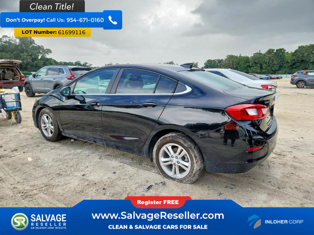 Used 2018 Chevrolet Cruze LT FWD image 3