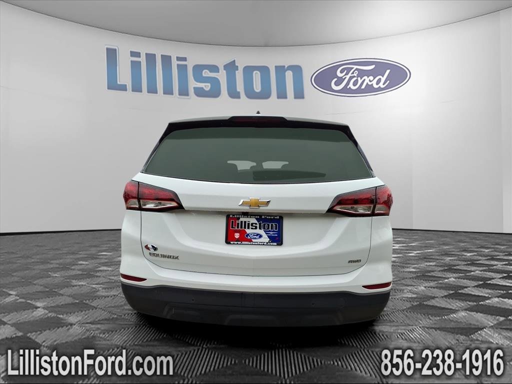 Used 2022 Chevrolet Equinox LS w/ LS Convenience Package image 5