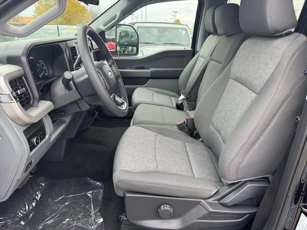 New 2026 Ford F250 XL w/ STX Appearance Package AWD/4WD image 8