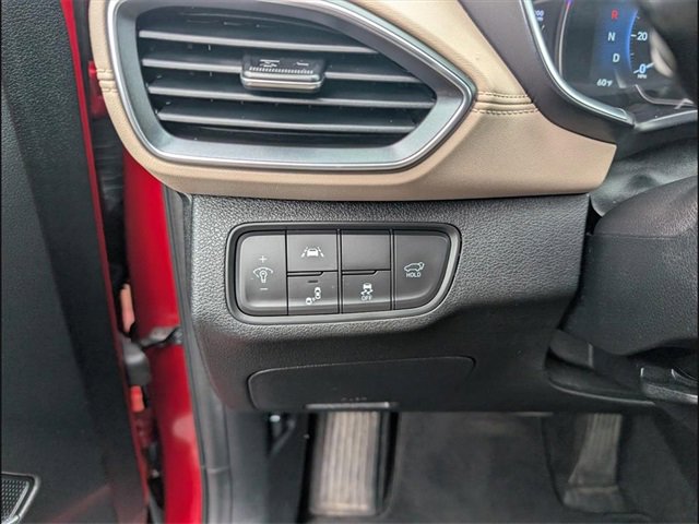 Used 2019 Hyundai Santa Fe SEL image 14