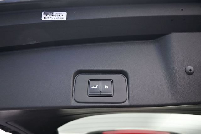 Used 2025 Nissan Rogue SV FWD image 9