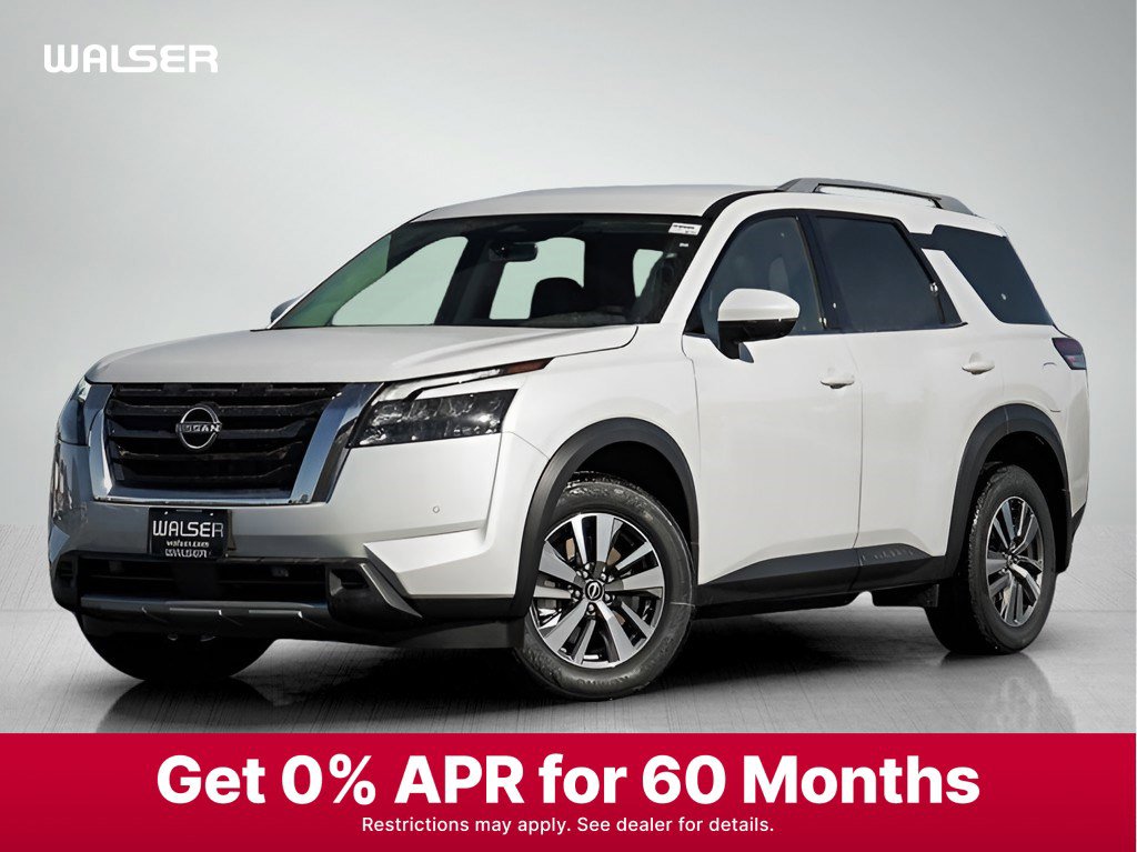 New 2025 Nissan Pathfinder SL image 1