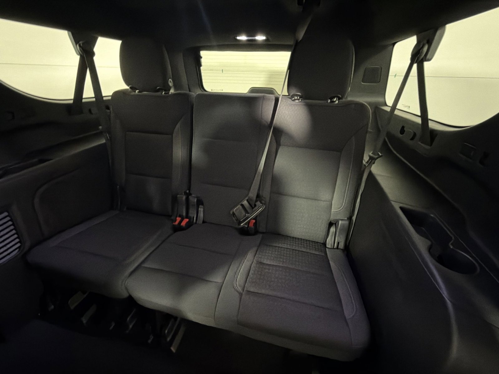 Used 2021 Chevrolet Suburban LS image 25