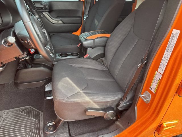 Used 2013 Jeep Wrangler Unlimited Sport AWD/4WD image 10