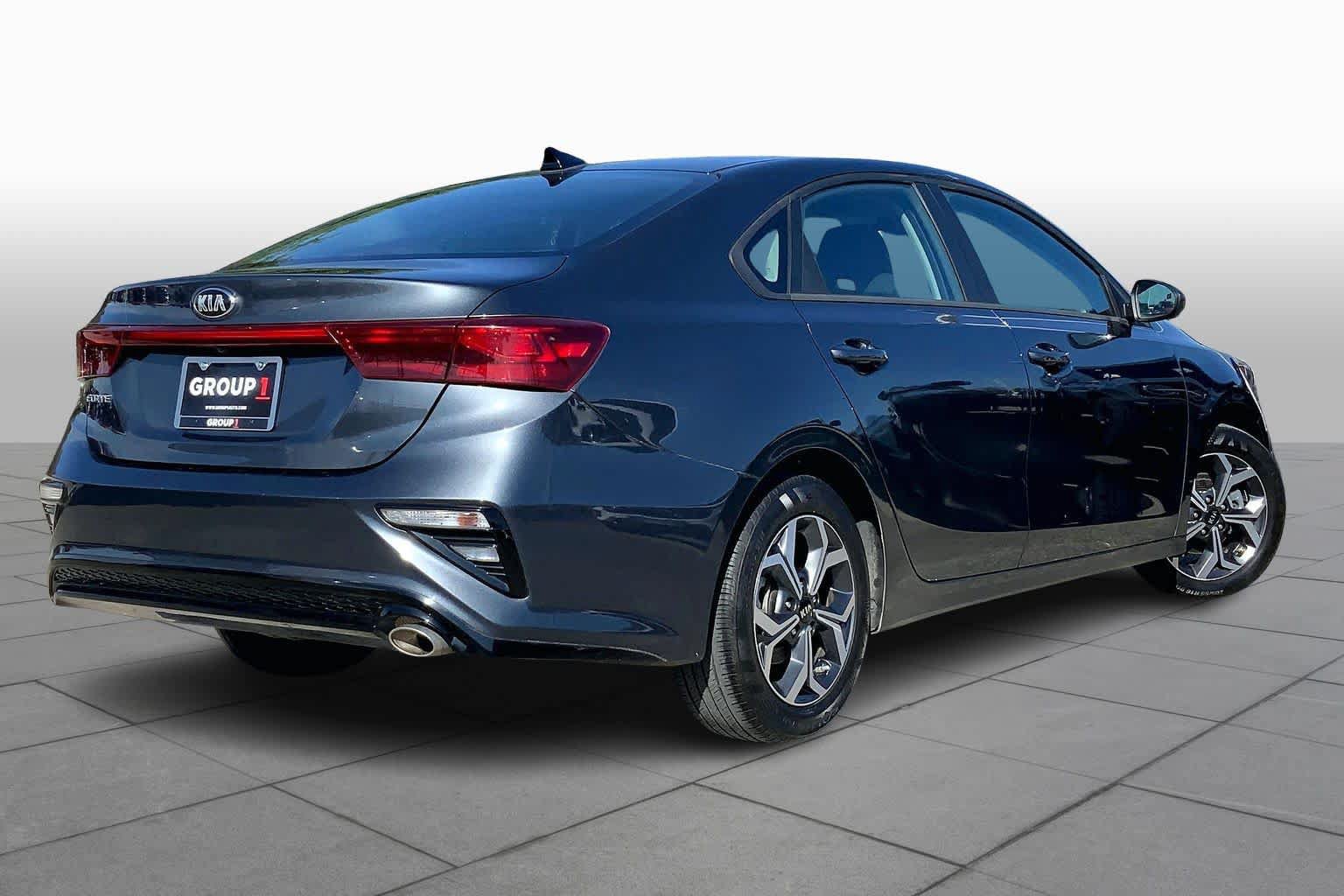 Used 2021 Kia Forte LXS FWD image 25