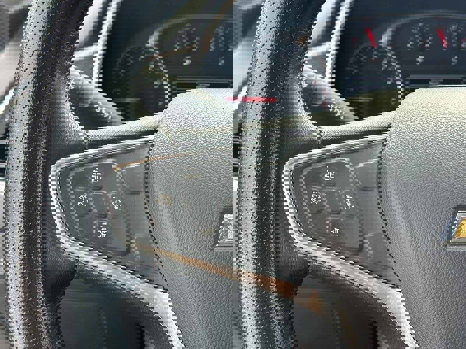 Used 2017 Chevrolet Malibu LT image 19