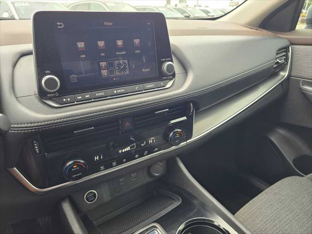 Used 2022 Nissan Rogue SV FWD image 27