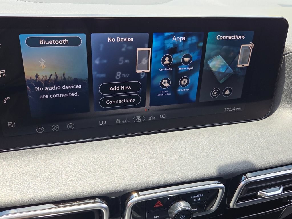 New 2026 Nissan Sentra SR w/ SR Premium Package FWD image 20