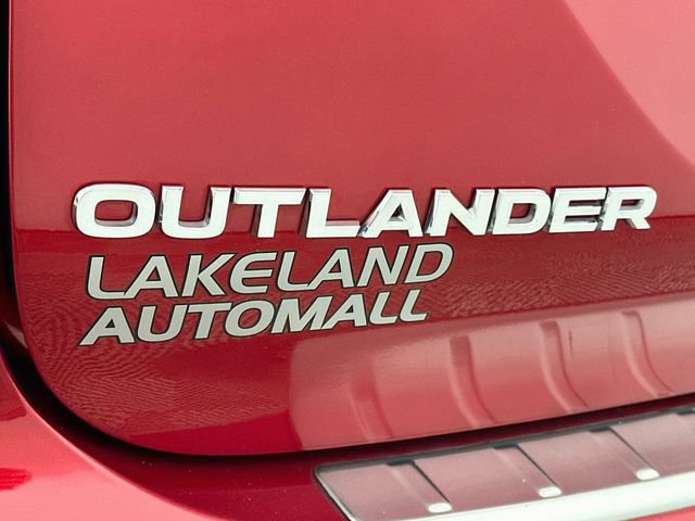 Used 2024 Mitsubishi Outlander SE Black Edition FWD image 26
