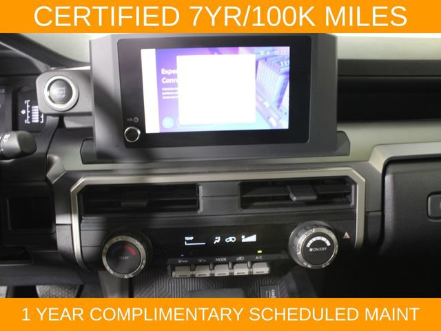 Used 2025 Toyota 4Runner SR5 AWD/4WD image 23
