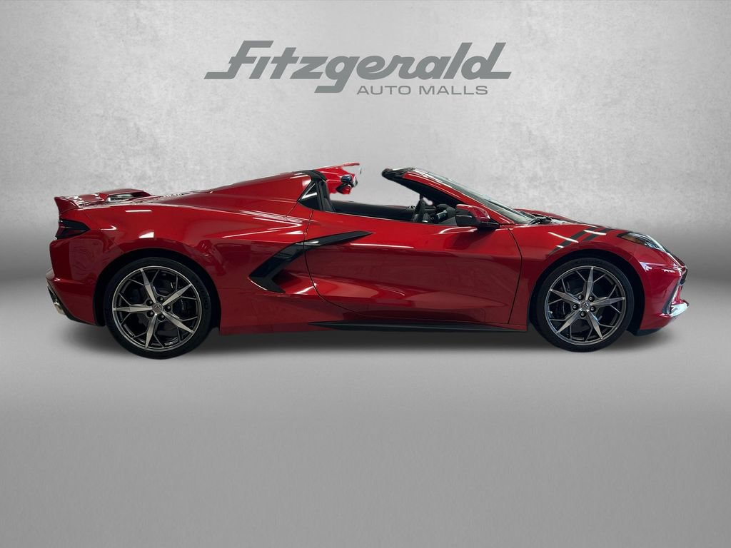 Used 2021 Chevrolet Corvette Stingray Convertible w/ 1LT RWD image 3