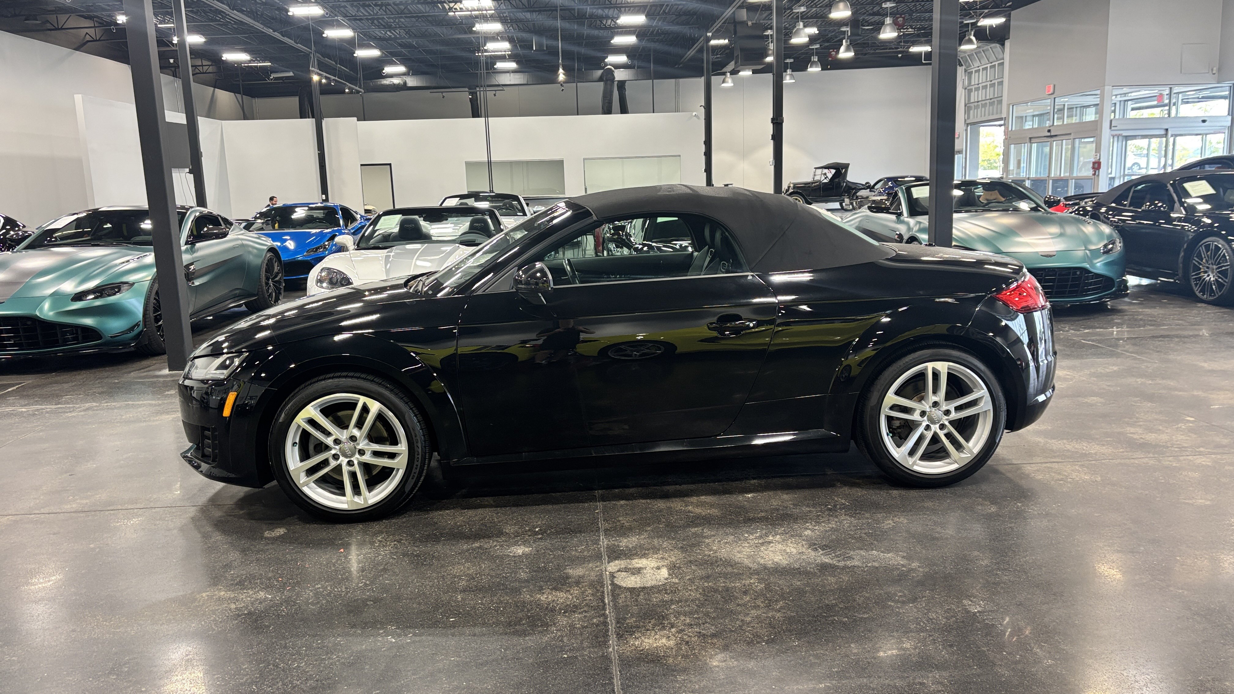 Used 2017 Audi TT 2.0T AWD/4WD image 4