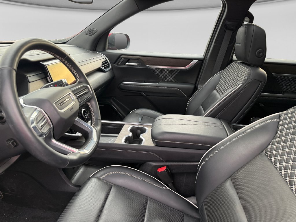 Used 2025 GMC Acadia Denali w/ LPO, Floor Liner Package AWD/4WD image 20