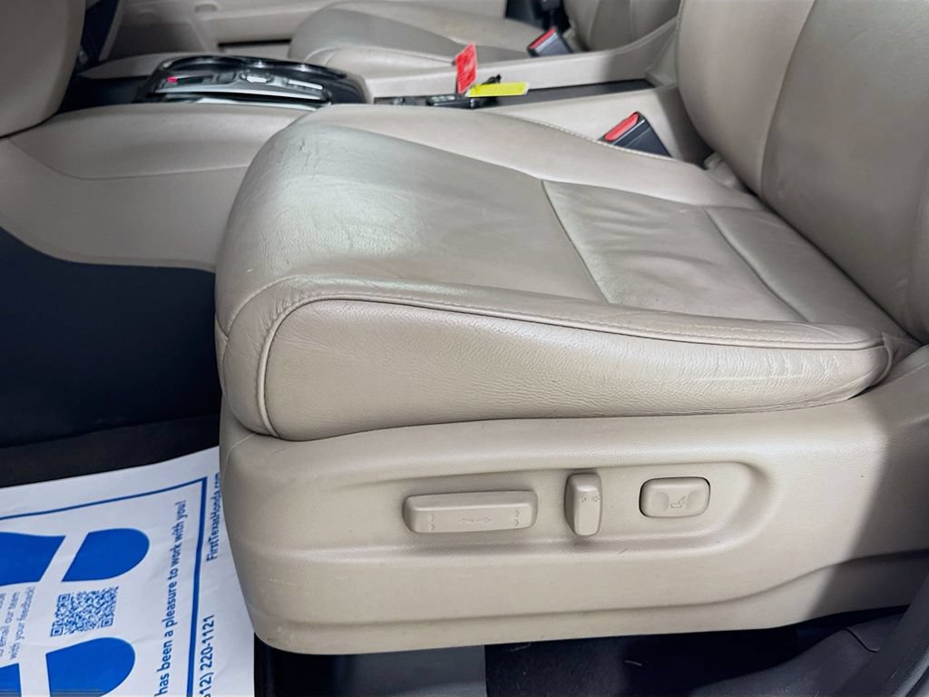 Used 2016 Honda Pilot Touring image 23