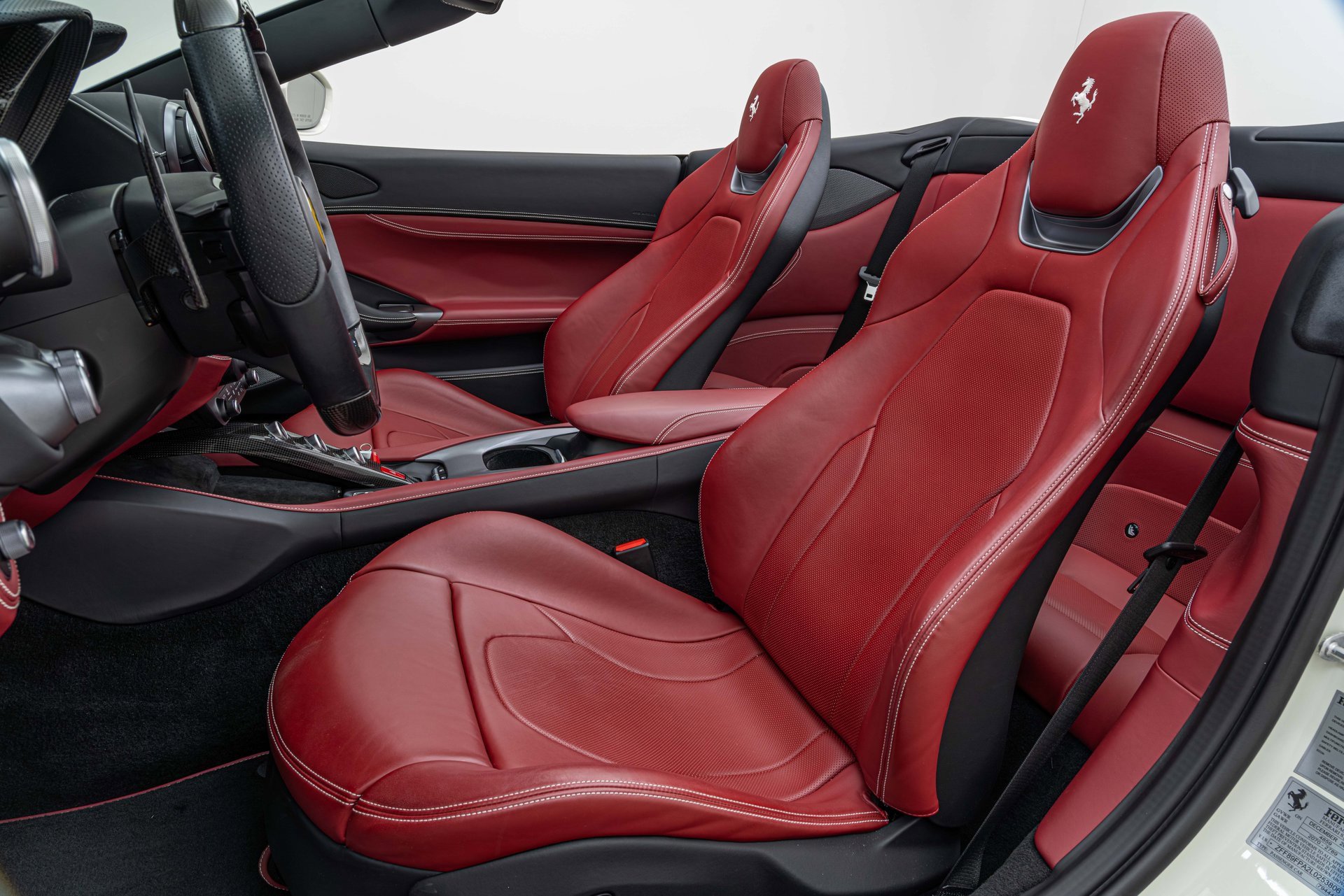 Certified 2020 Ferrari Portofino image 5