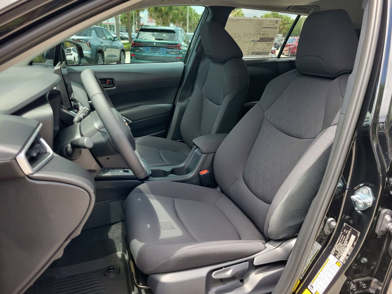 Used 2026 Toyota Corolla Cross LE w/ Moonroof Package FWD image 16