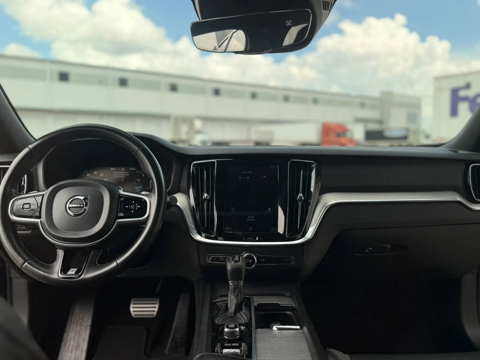 Used 2019 Volvo S60 T5 R-Design FWD image 26