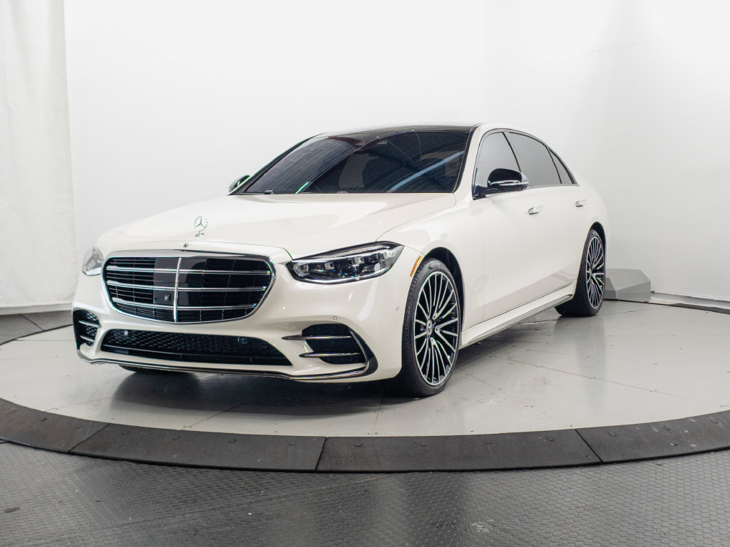Used 2023 Mercedes-Benz S 580 4MATIC Sedan image 3
