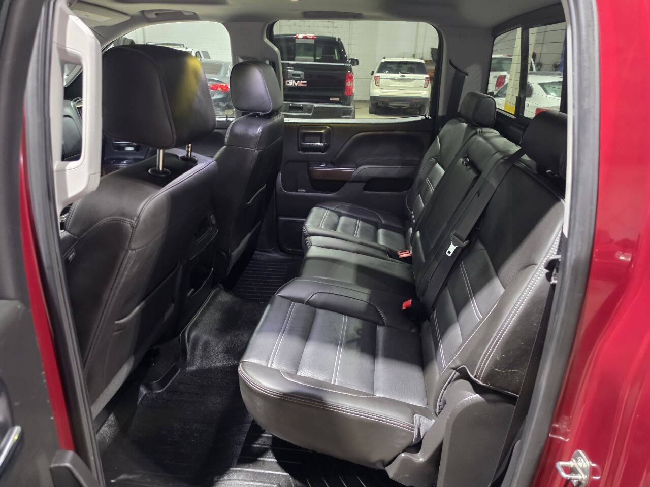 Used 2018 GMC Sierra 1500 Denali AWD/4WD image 31