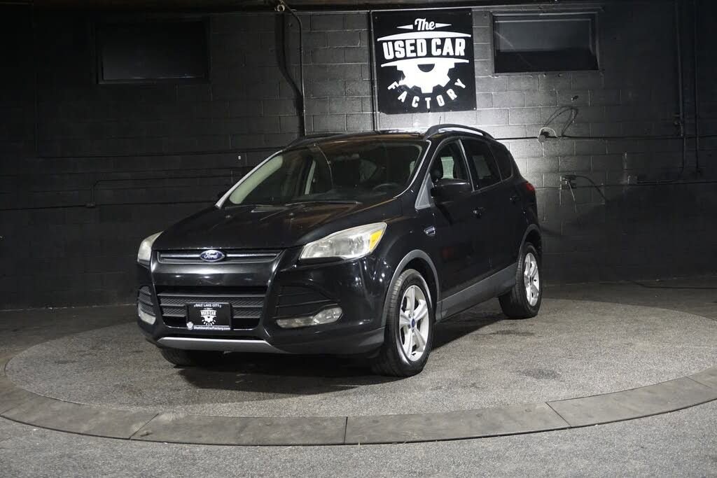 Used 2014 Ford Escape SE w/ Equipment Group 201A image 1