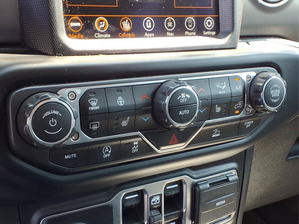 Certified 2023 Jeep Gladiator Sport AWD/4WD image 6