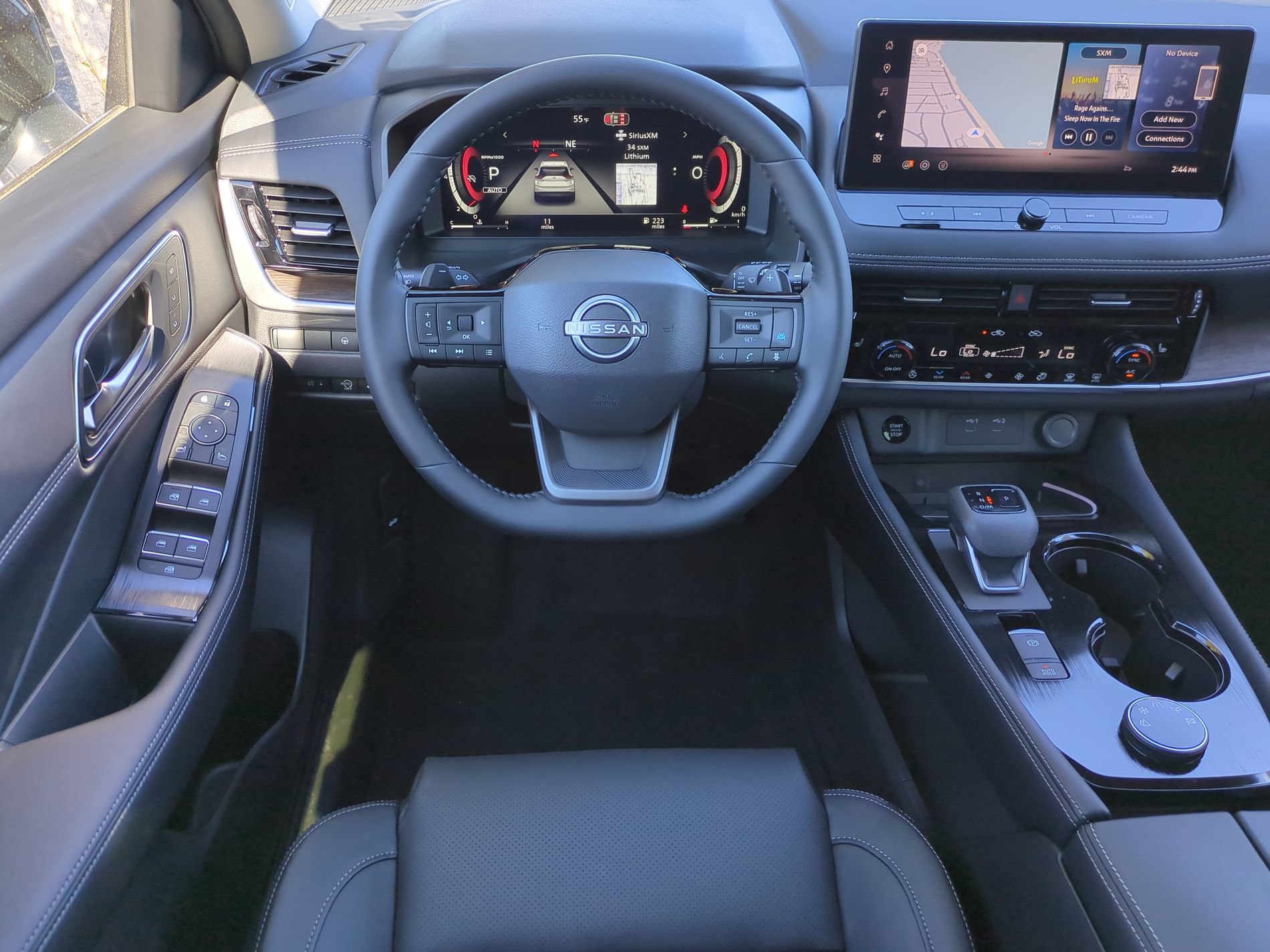 New 2026 Nissan Rogue Platinum w/ Platinum Premium Package AWD/4WD image 16