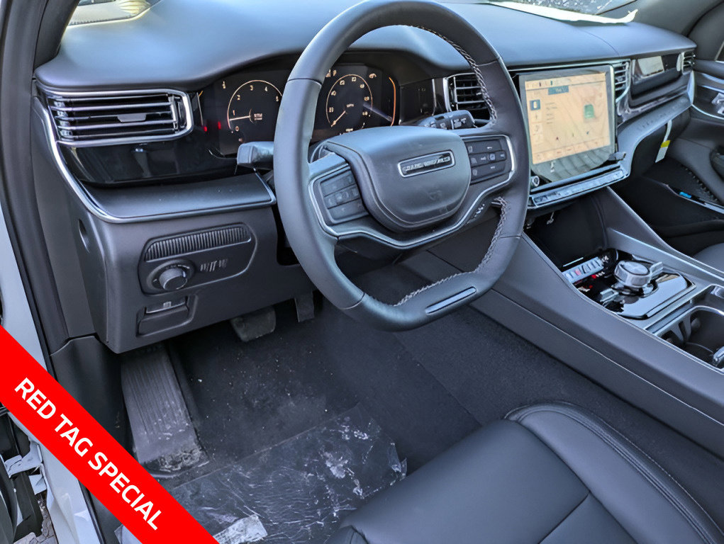 New 2026 Jeep Grand Wagoneer Summit w/ Premium Group III AWD/4WD image 13