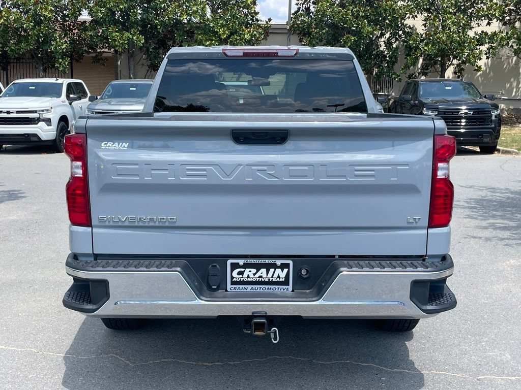 Used 2024 Chevrolet Silverado 1500 LT AWD/4WD image 6