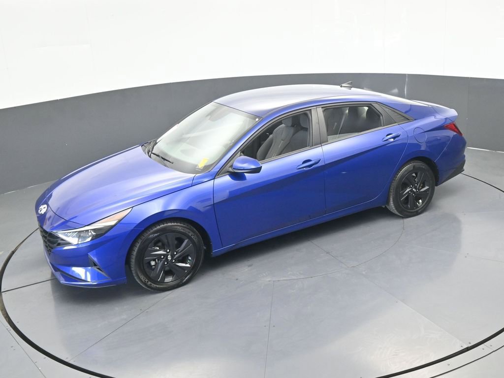 Used 2023 Hyundai Elantra SEL image 47