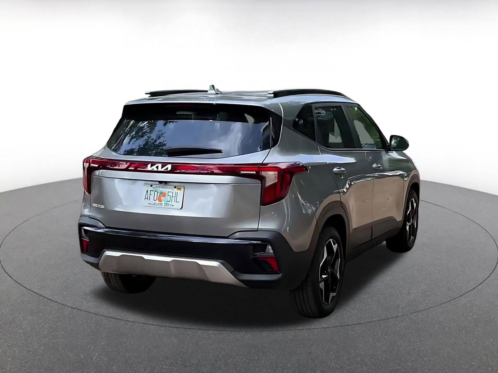 Used 2025 Kia Seltos S image 14