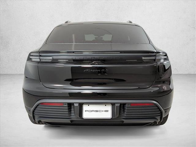 New 2026 Porsche Macan 4S Electric image 10