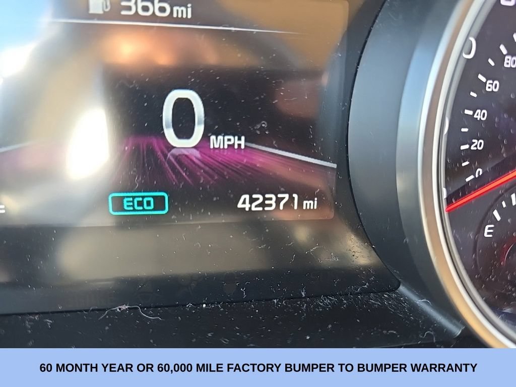 Used 2023 Kia Carnival EX FWD image 25