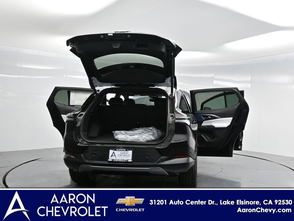 New 2025 Chevrolet Equinox EV LT w/ Convenience Package II AWD/4WD image 30