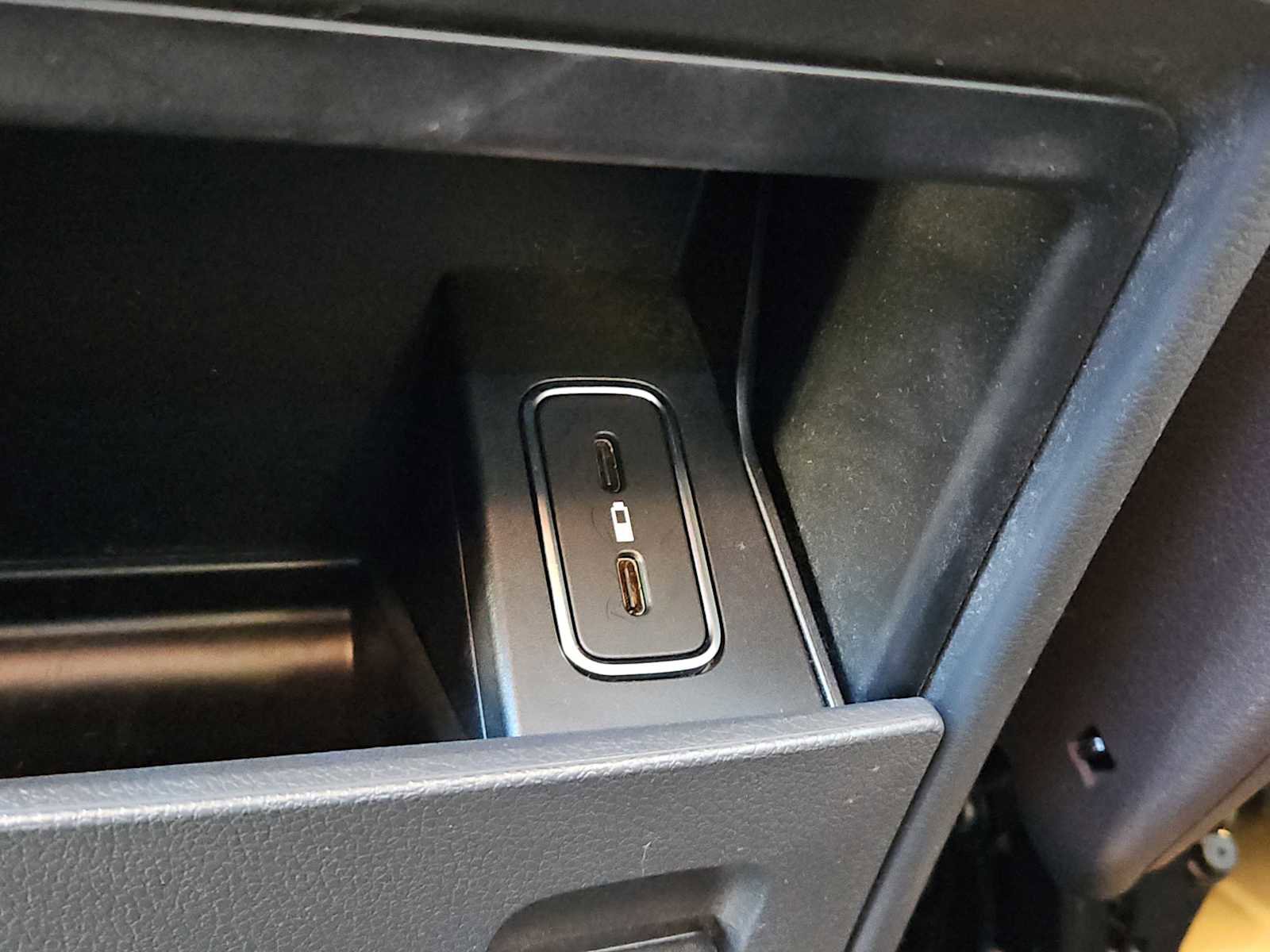 Used 2020 Mercedes-Benz GLE 450 4MATIC w/ Premium Package image 24