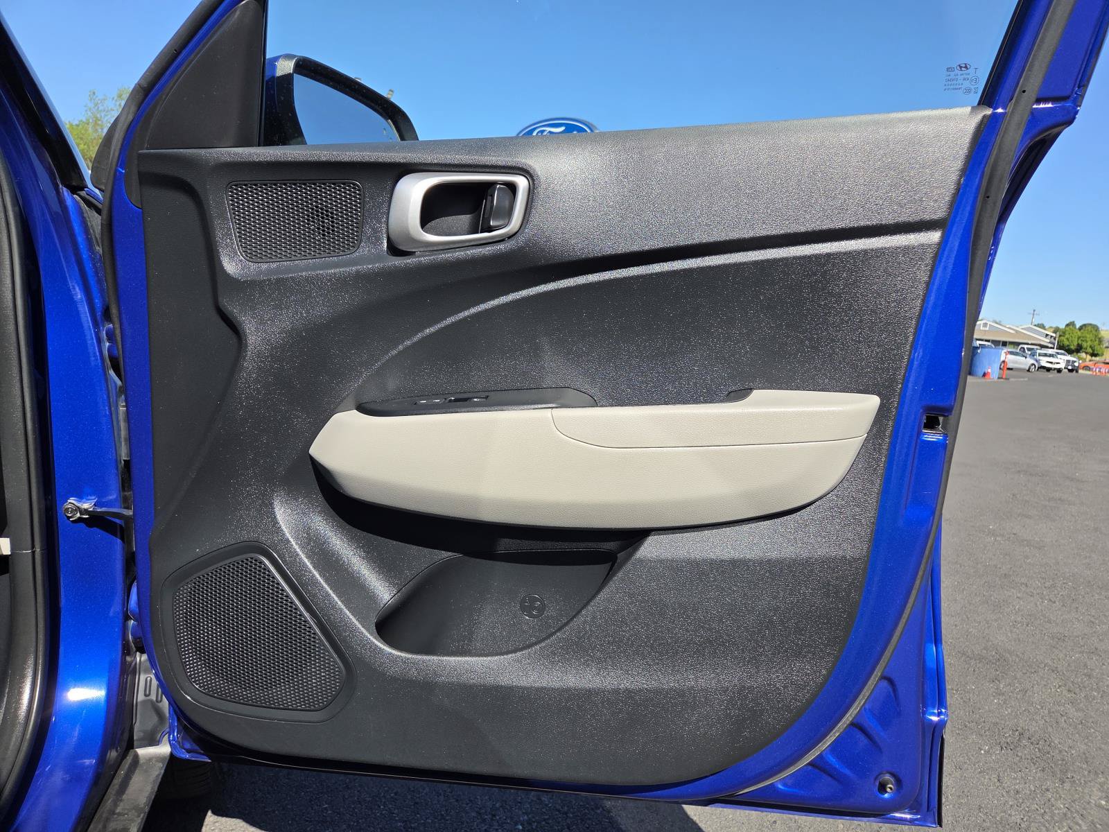 Used 2023 Hyundai Venue SEL FWD image 22