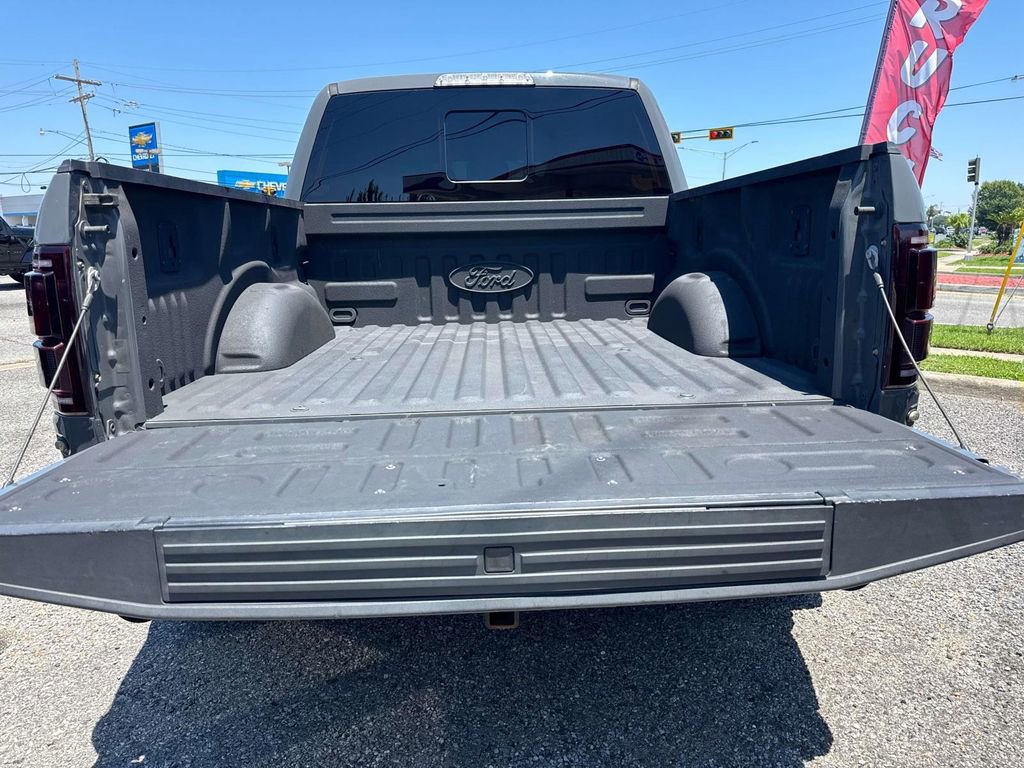 Used 2018 Ford F150 Raptor w/ Equipment Group 802A Luxury AWD/4WD image 10