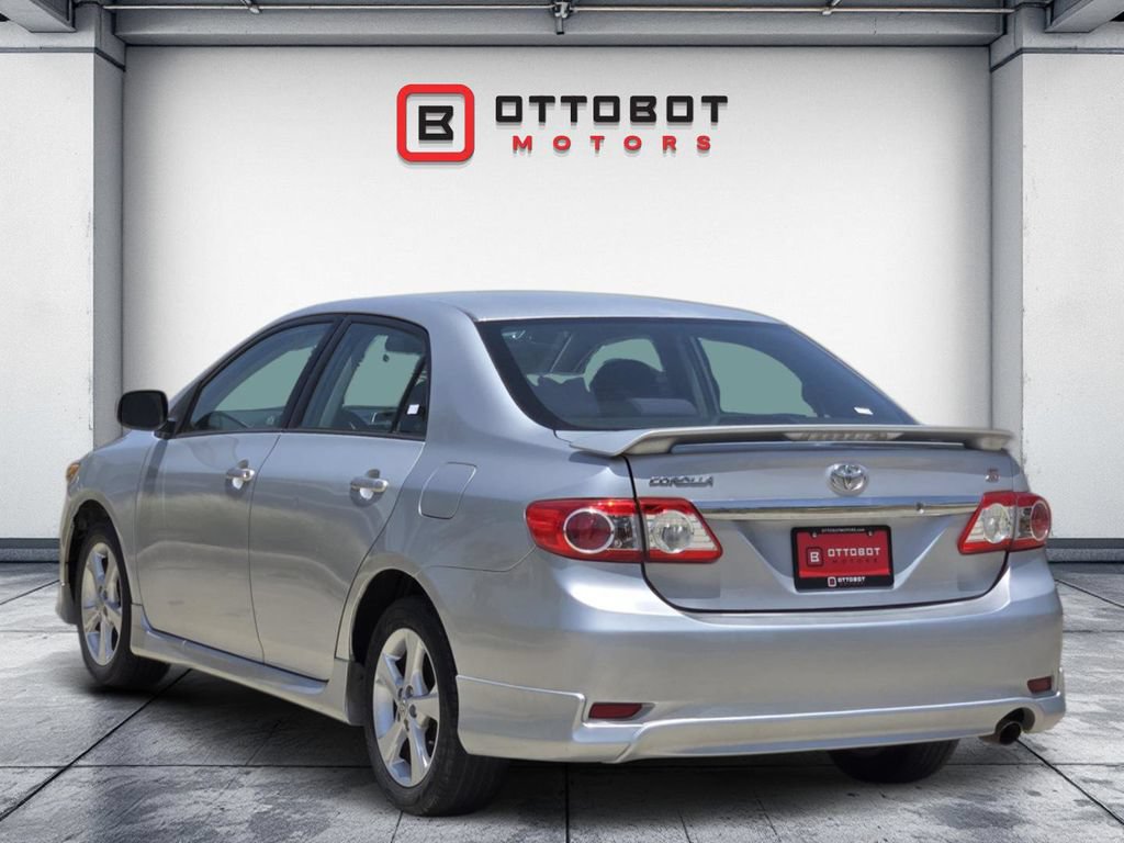 Used 2013 Toyota Corolla S FWD image 3