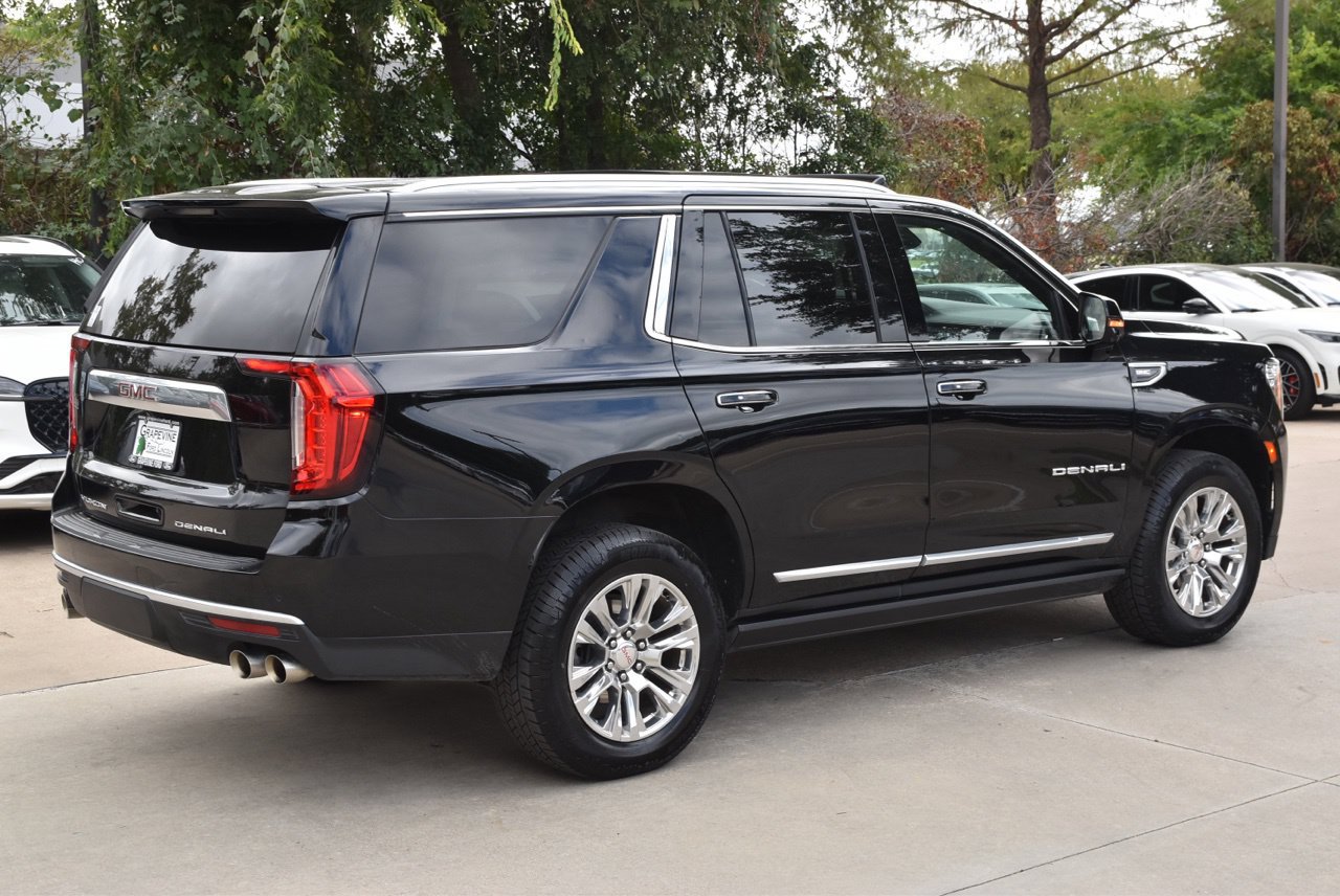 Used 2024 GMC Yukon Denali w/ LPO, Floor Liner Package AWD/4WD image 7