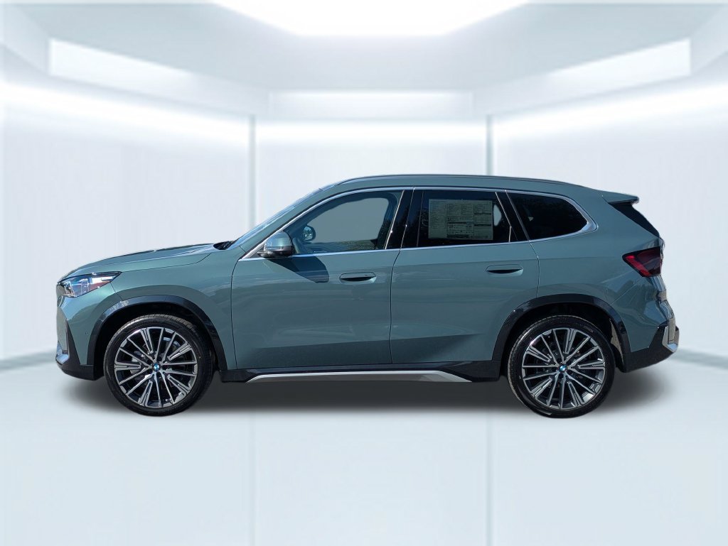 New 2027 BMW X1 xDrive28i AWD/4WD image 2