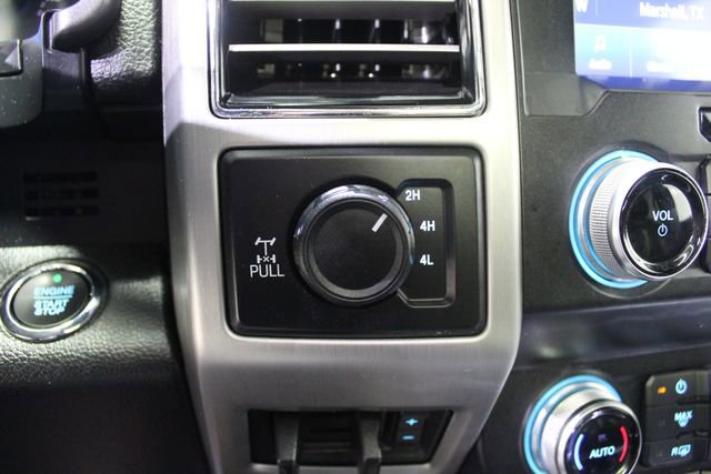 Used 2020 Ford F250 Platinum w/ FX4 Off-Road Package AWD/4WD image 17