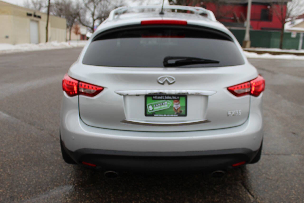Used 2010 INFINITI FX35 AWD w/ Navigation Pkg image 26