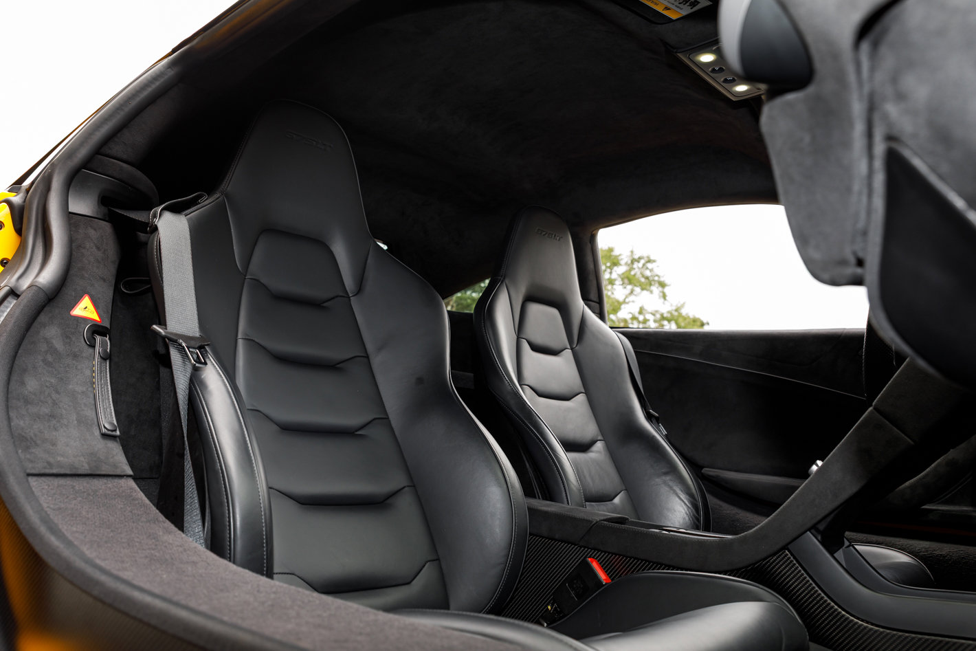 Used 2016 McLaren 675LT Coupe image 28