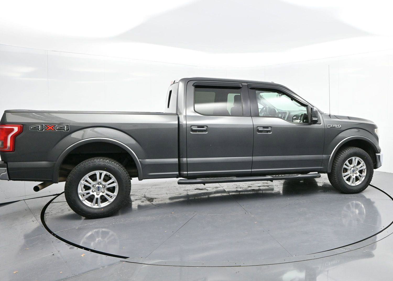 Used 2016 Ford F150 Lariat w/ Trailer Tow Package image 8