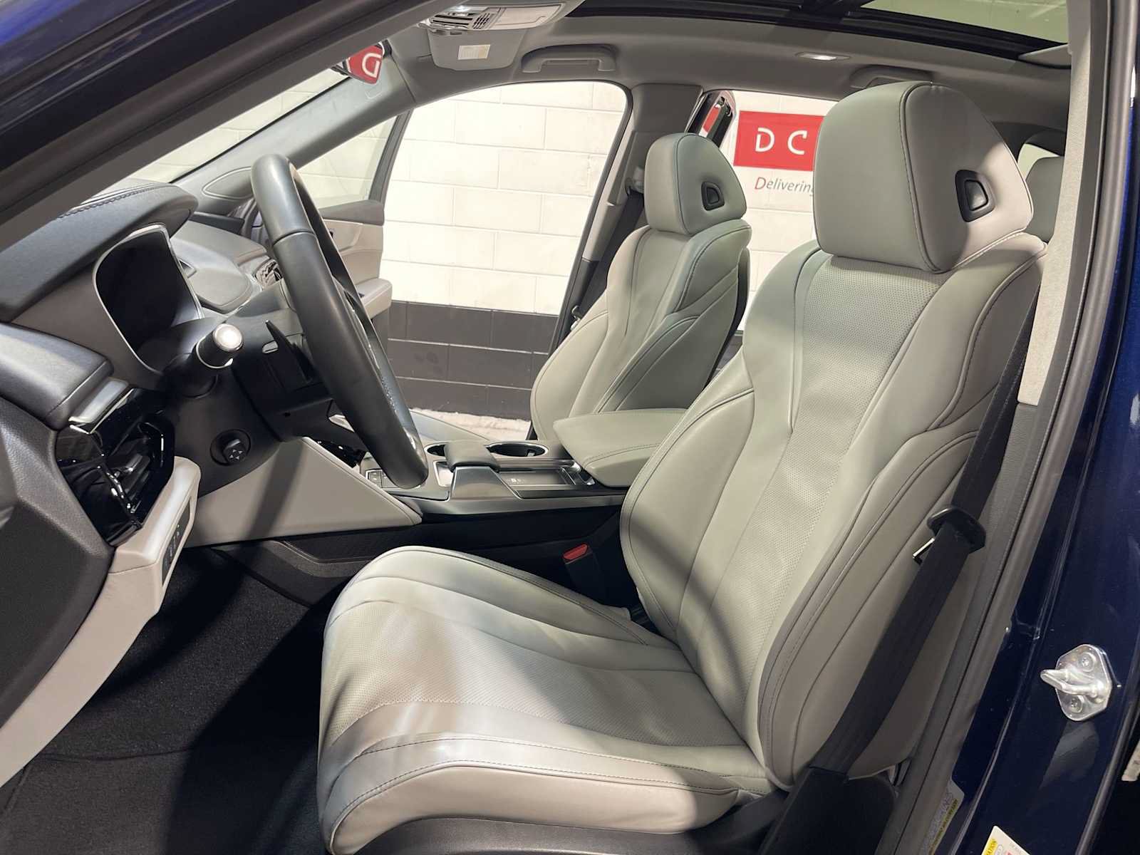 Certified 2024 Acura MDX SH-AWD w/ Technology Package image 11
