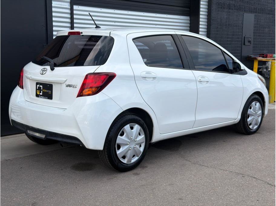 Used 2015 Toyota Yaris L FWD image 3