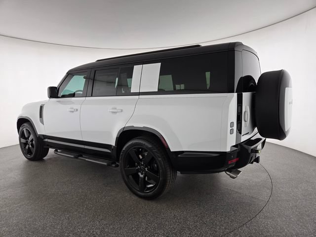 New 2026 Land Rover Defender 130 V8 AWD/4WD image 16