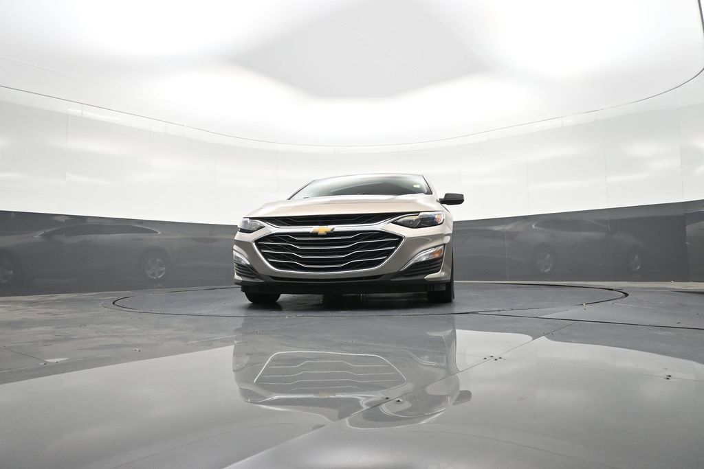 Used 2022 Chevrolet Malibu LS FWD image 35